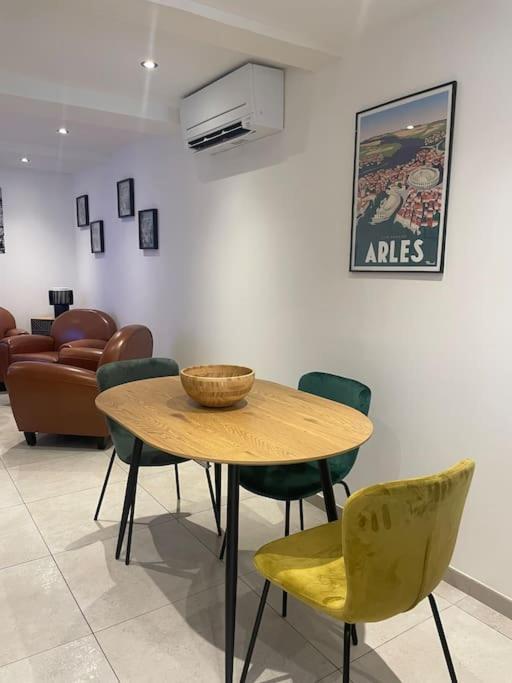 "La Major" Centre Arles Arenes Apartment Екстериор снимка